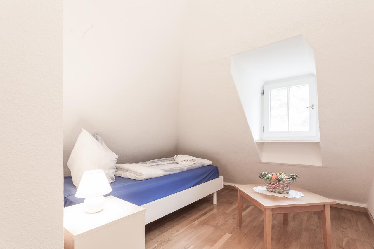 Gaestehaus Villa Rose Durrrohrsdorf Pokój zdjęcie