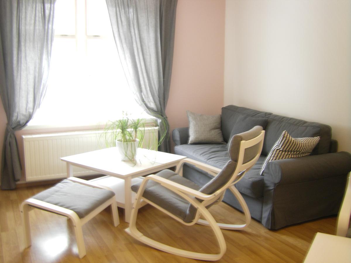 Gaestehaus Villa Rose Durrrohrsdorf Zewnętrze zdjęcie